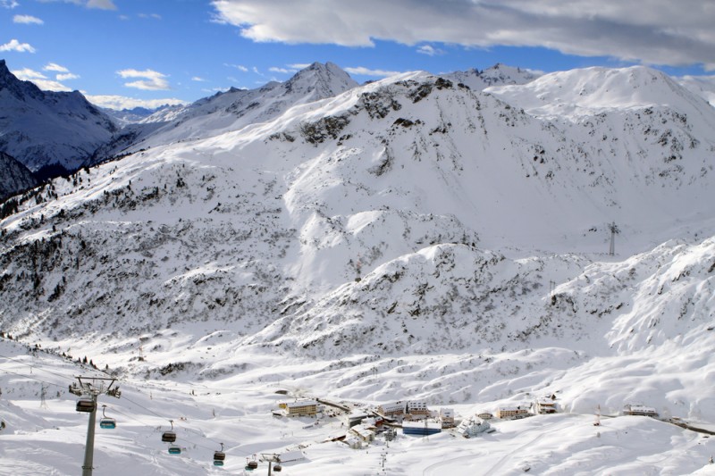 Skiing Arlberg Austria