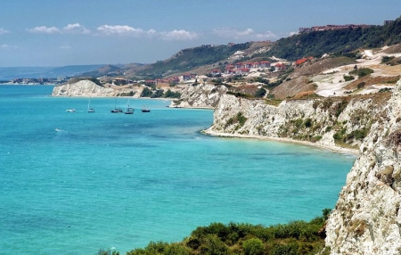 Туры на Солнечный берег в августе – отдых с балканским шармом