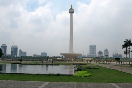 Национальный монумент независимости в Джакарте