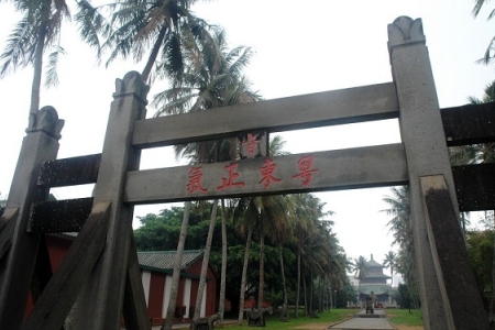 Гробница Хай Жуя в Хайнане