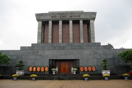 Мавзолей Хо Ши Мина в Ханое